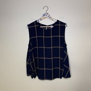 Old navy sleeveless navy blue dainty blouse Large